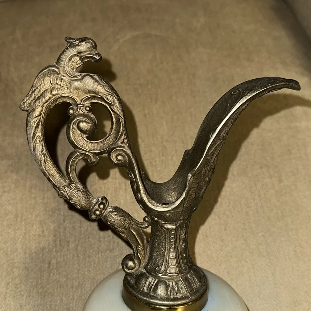 15” ANTIQUE TALL VICTORIAN EWER PITCHER URN W/IRIS GRIFFIN HEAD HANDLE